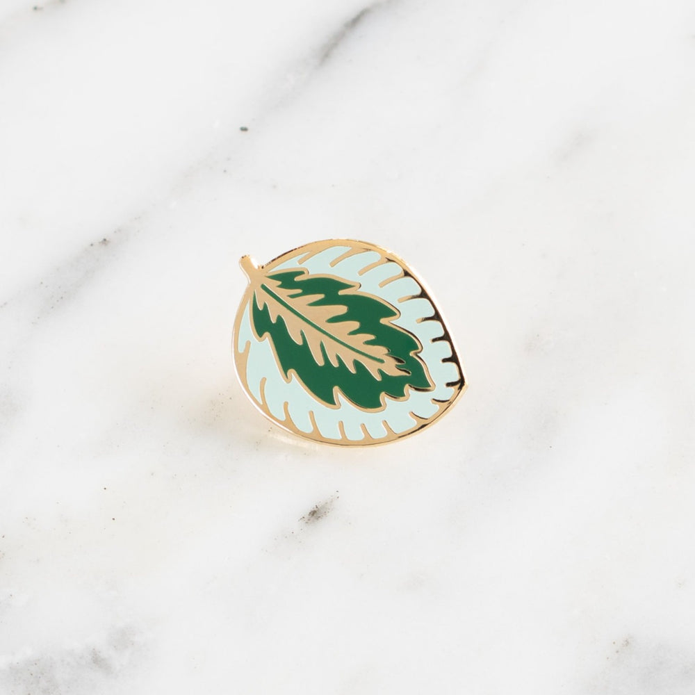 
            
                Load image into Gallery viewer, Calathea Pin
            
        