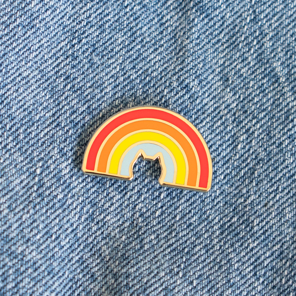 
            
                Load image into Gallery viewer, Cat Rainbow Pin
            
        