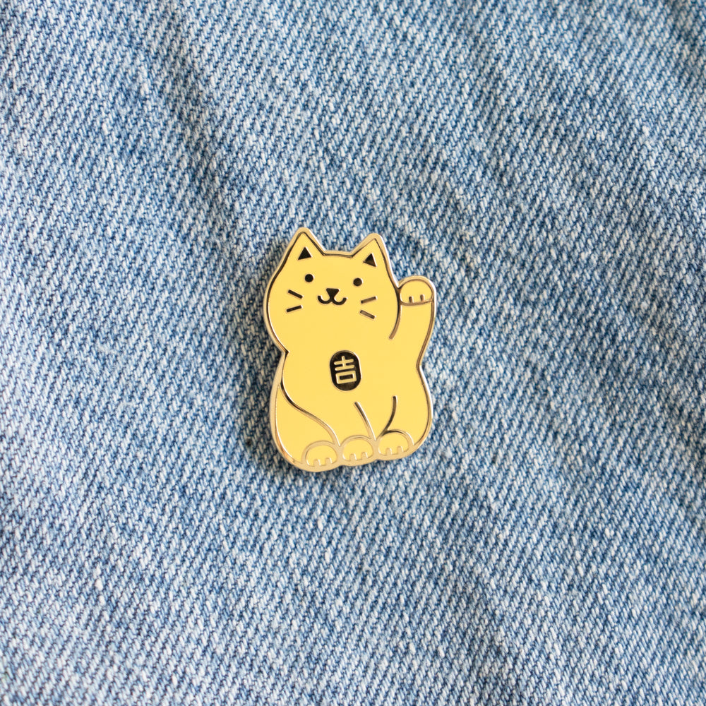 
            
                Load image into Gallery viewer, Lucky Cat Pin
            
        